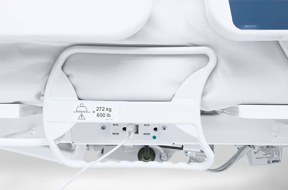 USB ports and auxiliary outlets on ook snow hospital bed sides - Umano Medical - USA